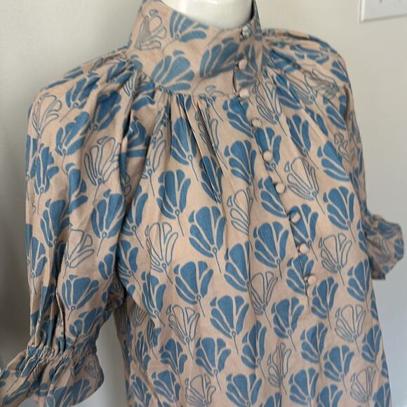 WKND WYFR Floral Patterned Top NWT - Picture 3 of 10